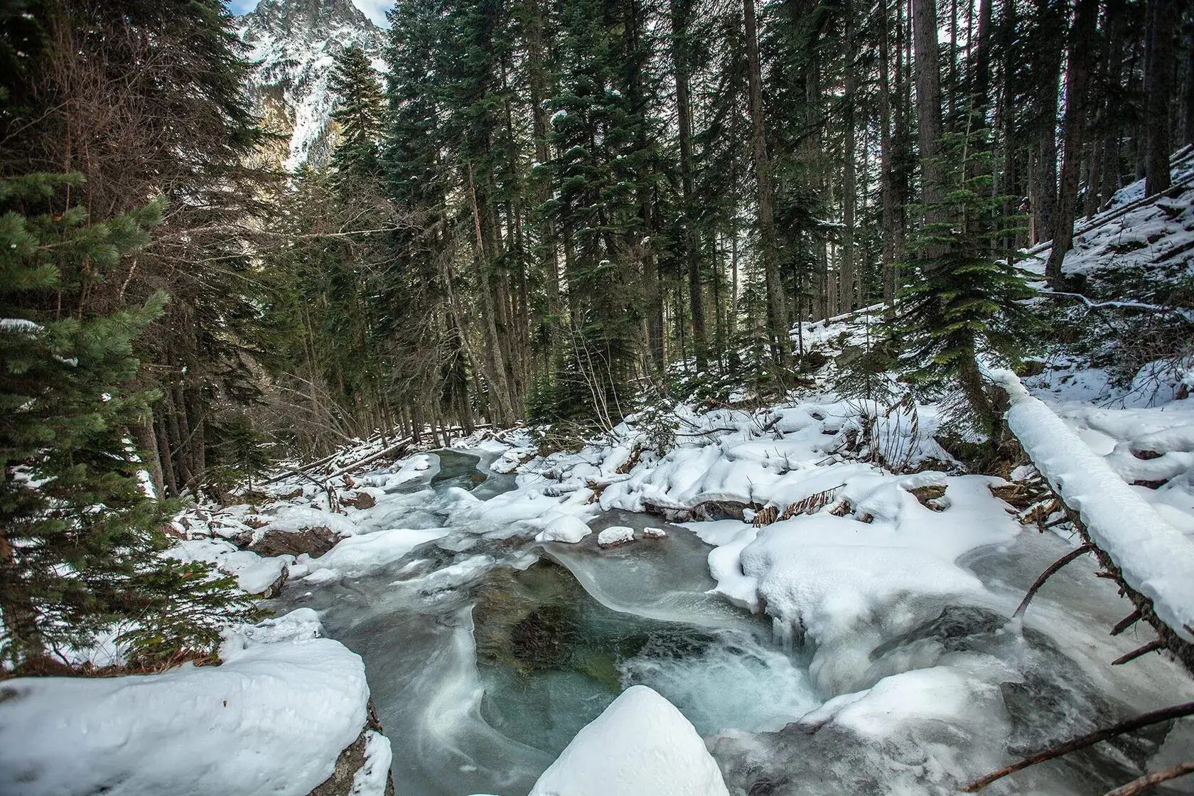 White waterfalls — Route photo 3